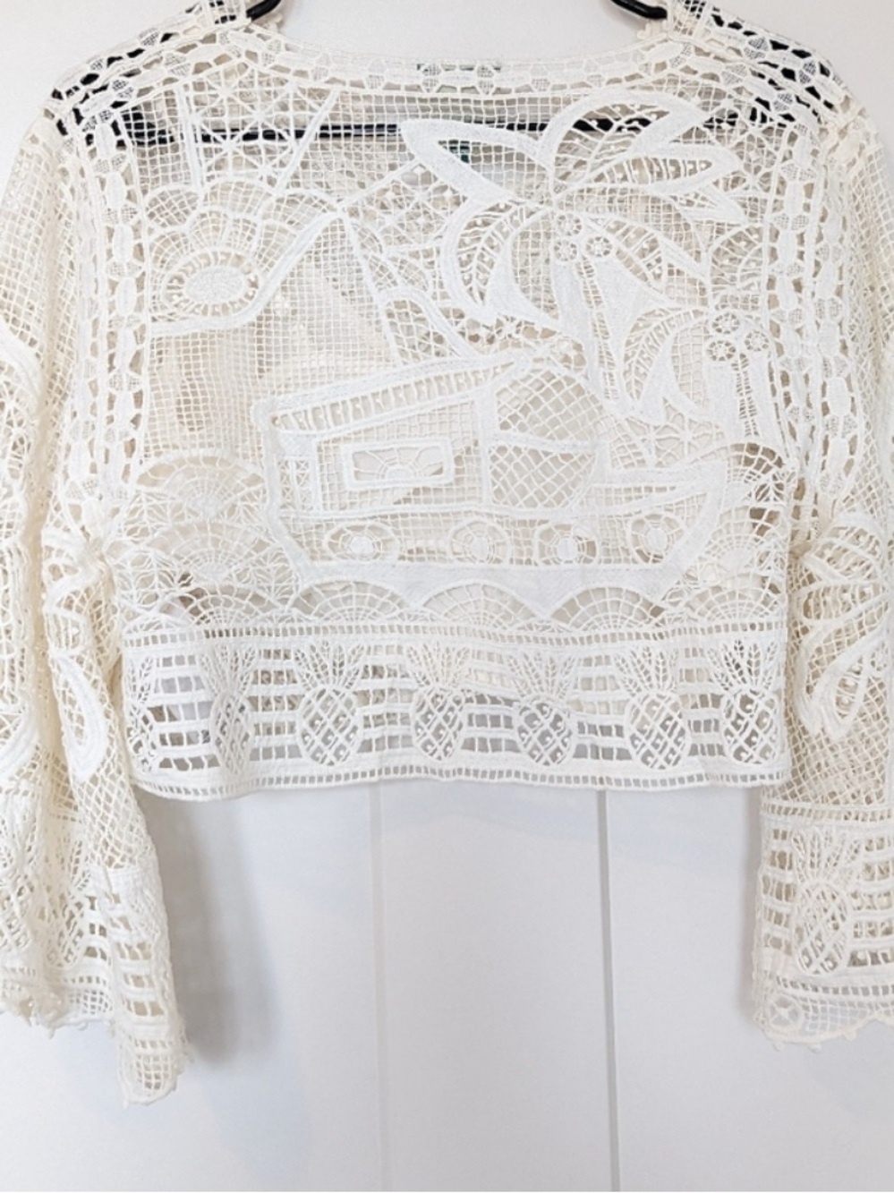Farm Rio NWT Boho Cropped Guipure Lace Blouse Size small - Picture 8 of 14